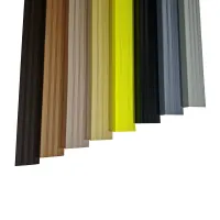 Béžová plastová (PVC) protiskluzová schodová hrana F816 - délka 150 cm, šířka 8,2 cm, výška 4,5 cm