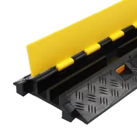 Černo-žlutý gumový kabelový most (2x32x32) FLOMA CPR83 - délka 100 cm, šířka 25 cm, výška 5 cm