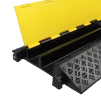 Černo-žlutý gumový kabelový most (2x75x95) FLOMA CPR19 - délka 90 cm, šířka 58 cm, výška 8,8 cm