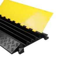 Černo-žlutý gumový kabelový most (4x42x50) FLOMA CPR15 - délka 89,5 cm, šířka 49,5 cm, výška 6,5 cm