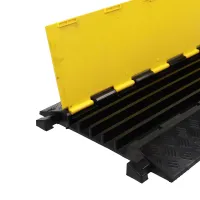 Černo-žlutý gumový kabelový most (5x32x35) FLOMA CPR21 - délka 90 cm, šířka 50 cm, výška 5 cm