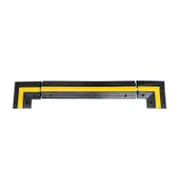 Černo-žlutý gumový rohový kabelový most (1x25x25) FLOMA CPR24 - délka 25 cm, šířka 25 cm, výška 3 cm