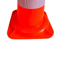 Oranžový plastový (PVC) dopravní reflexní kužel FLOMA CF46 - délka 29,5 cm, šířka 29,5 cm, výška 50 cm
