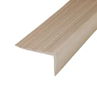 Hnědá plastová (PVC) protiskluzová schodová hrana F533 - délka 150 cm, šířka 8,2 cm, výška 4,5 cm