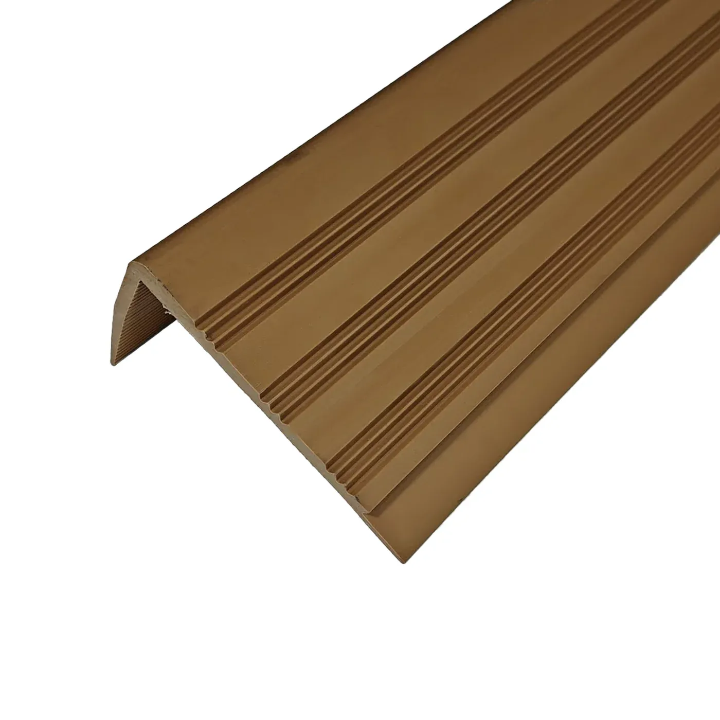 Hnědá plastová (PVC) protiskluzová schodová hrana F560 - délka 150 cm, šířka 8,2 cm, výška 4,5 cm