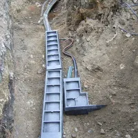 Plastový kabelový žlab do země FLOMA UCP20 - délka 104 cm, šířka 35 cm, výška 31 cm