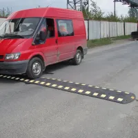 Zpomalovací prahy, polštáře