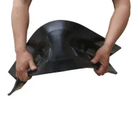 Černo-žlutá gumová ochrana rohů zdí, stěn FLOMA WP41 - délka 100 cm, šířka 10 x 10 cm, tloušťka 1 cm