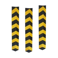 Černo-žlutá gumová ochrana rohů zdí, stěn FLOMA WP56 - délka 120 cm, šířka 14 x 14 cm, tloušťka 1 cm