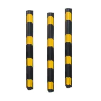 Černo-žlutá gumová ochrana rohů zdí, stěn FLOMA WP41 - délka 150 cm, šířka 10 x 10 cm, tloušťka 1 cm