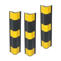 Černo-žlutá gumová ochrana rohů zdí, stěn FLOMA WP41 - délka 60 cm, šířka 10 x 10 cm, tloušťka 1 cm