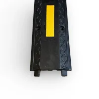 Černo-žlutý gumový kabelový most (2x20x20) FLOMA - délka 100 cm, šířka 15 cm, výška 3 cm