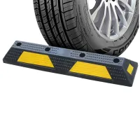 Černo-žlutý gumový parkovací doraz FLOMA WS83 - délka 75 cm, šířka 15 cm, výška 9 cm