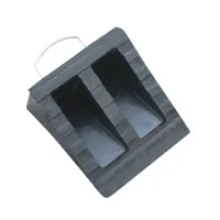 Černý gumový zakládací klín pod kola FLOMA WCF32 - délka 17 cm, šířka 15 cm, výška 11 cm Černý gumový zakládací klín pod kola FLOMA WCF32 - délka 17 cm, šířka 15 cm, výška 11 cm