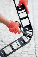 Černý plastový zahradní obrubník GC25 - délka 800 cm, šířka 8,4 cm, výška 4,5 cm