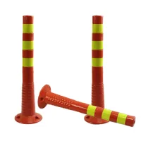 Červený plastový (PU) reflexní sloupek FLOMA BPD41 - průměr 8 cm, výška 75 cm