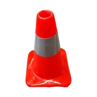 Oranžový plastový (PVC) dopravní reflexní kužel FLOMA CF46 - délka 21 cm, šířka 21 cm, výška 30 cm