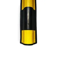 Černo-žlutá gumová ochrana rohů zdí, stěn FLOMA WP97 - délka 80 cm, šířka 15 x 15 cm, tloušťka 1 cm