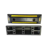 Černo-žlutý gumový parkovací doraz FLOMA WS11 - délka 56 cm, šířka 16 cm, výška 10 cm Černo-žlutý gumový parkovací doraz FLOMA WS11 - délka 56 cm, šířka 16 cm, výška 10 cm