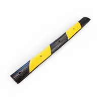 Černo-žlutý gumový zpomalovací práh FLOMA SB79 - délka 100 cm, šířka 10 cm, výška 2 cm