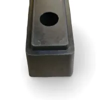 Gumový doraz na nákladní vozidla, návěsy FLOMA - délka 35 cm, šířka 10 cm, tloušťka 10 cm