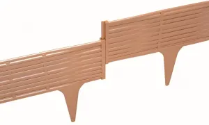 Hnědý plastový zahradní obrubník GC85 - délka 390 cm, výška 18,6 cm