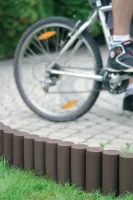 Šedý plastový zahradní obrubník GC55 - délka 270 cm, výška 24 cm