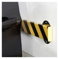 Černo-žlutá reflexní ochrana zdí, stěn se šroubem - délka 100 cm, šířka 4 cm, výška 1,1 cm