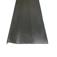 Gumový nášlap na schody FLOMA ST50 - délka 32 cm, šířka 150 cm, výška 0,4 cm