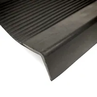 Gumový nášlap na schody FLOMA ST50 - délka 32 cm, šířka 150 cm, výška 0,4 cm