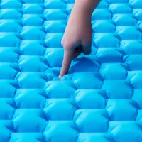 Modrá turistická nafukovací karimatka NILS CAMP NC4007 - délka 240 cm, šířka 60 cm, výška 5 cm