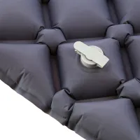 Šedá turistická nafukovací karimatka NILS CAMP NC4006 - délka 190 cm, šířka 58 cm, výška 5 cm