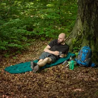 Zelená nafukovací karimatka NILS CAMP NC4005 - délka 193 cm, šířka 56 cm, výška 5,5 cm