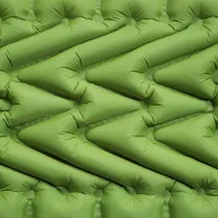 Zelená turistická nafukovací karimatka NILS CAMP NC4005 - délka 193 cm, šířka 56 cm, výška 5,5 cm