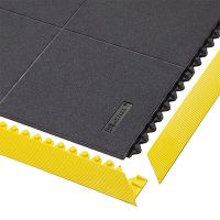 Černá gumová průmyslová rohož Cushion Ease Solid - 91 x 91 x 1,9 cm