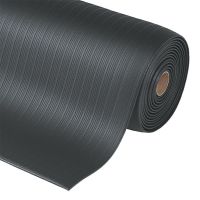 Černá protiúnavová rohož (role) Airug Plus - délka 18,3 m, šířka 122 cm a výška 0,94 cm