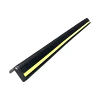Černá gumová ochrana rohů zdí, stěn FLOMA CP84 - délka 100 cm, šířka 8 x 8 cm, tloušťka 2 cm Černá gumová ochrana rohů zdí, stěn FLOMA CP84 - délka 100 cm, šířka 8 x 8 cm, tloušťka 2 cm