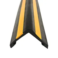 Černo-žlutá gumová ochrana rohů zdí, stěn s ocelovou výstuhou FLOMA WP80 - délka 100 cm, šířka 10 x 10 cm, tloušťka 1 cm