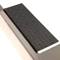 Gumový nášlap na schody FLOMA Criss Cross - délka 25 cm, šířka 75 cm, výška 0,5 cm