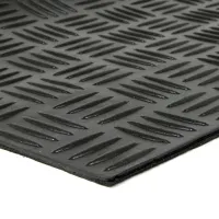 Gumový nášlap na schody FLOMA Criss Cross - délka 25 cm, šířka 75 cm, výška 0,5 cm