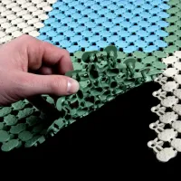 Modrá bazénová rohož FLOMA SP20 - délka 21,7 cm, šířka 21,7 cm, výška 0,8 cm