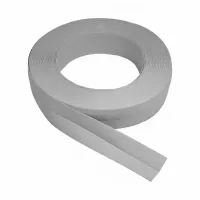 Bílá plastová (PVC) soklová lišta F230 - délka 40 m, šířka 3 cm, výška 3 cm