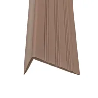 Hnědá plastová (PVC) protiskluzová schodová hrana F560 - délka 150 cm, šířka 8,2 cm, výška 4,5 cm