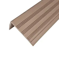 Hnědá plastová (PVC) protiskluzová schodová hrana F560 - délka 150 cm, šířka 8,2 cm, výška 4,5 cm
