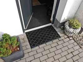 Gumová čisticí venkovní vstupní rohož FLOMA EP11 - délka 55 cm, šířka 90 cm, výška 0,9 cm