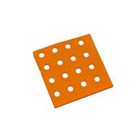 Oranžový plastový PE rohový nájezd AvaTile AT-STD - délka 13,7 cm, šířka 13,7 cm, výška 1,6 cm
