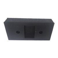 Gumový doraz s integrovanou ocelovou podložkou na rampu FLOMA T50CH - délka 50 cm, šířka 25 cm, tloušťka 10 cm