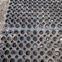 Gumová čisticí venkovní vstupní rohož na hrubé nečistoty FLOMA Octomat - délka 100 cm, šířka 150 cm, výška 2,3 cm