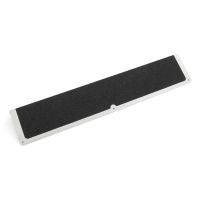 Černý hliníkový protiskluzový nášlap na schody FLOMA BDP - délka 63,5 cm, šířka 12 cm, výška 4,5 cm, tloušťka 1,6 mm