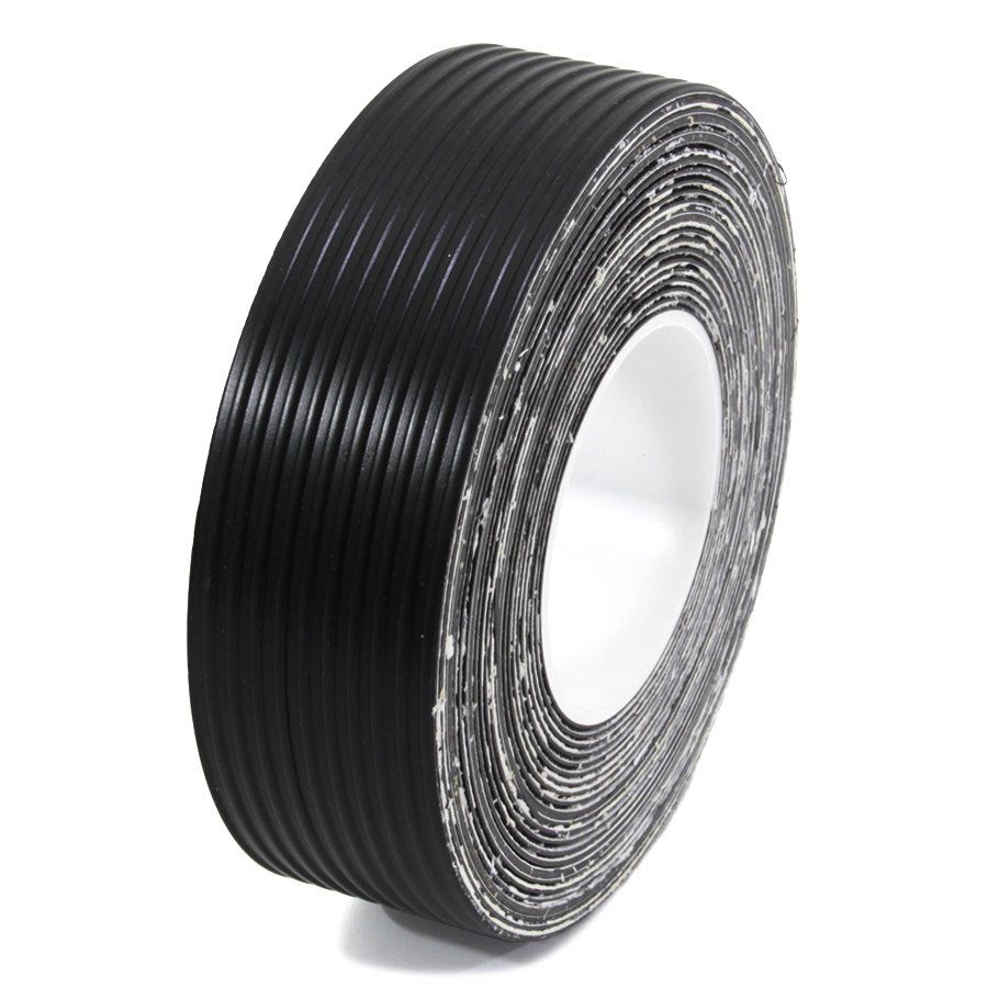 Černá gumová ochranná protiskluzová páska FLOMA Ribbed - délka 915 cm, šířka 5 cm, tloušťka 1,7 mm